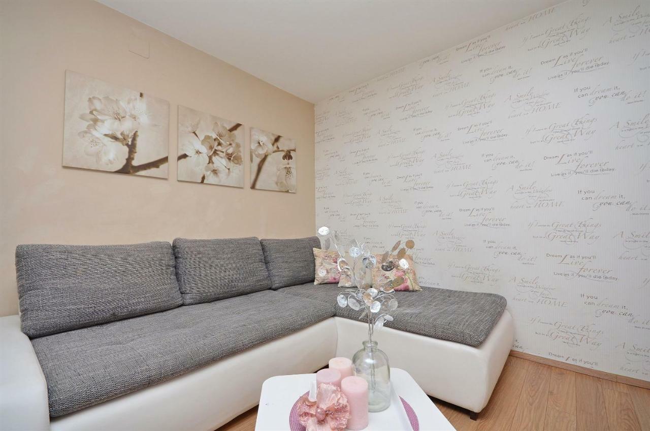 Matija Apartment Sibenik Ngoại thất bức ảnh