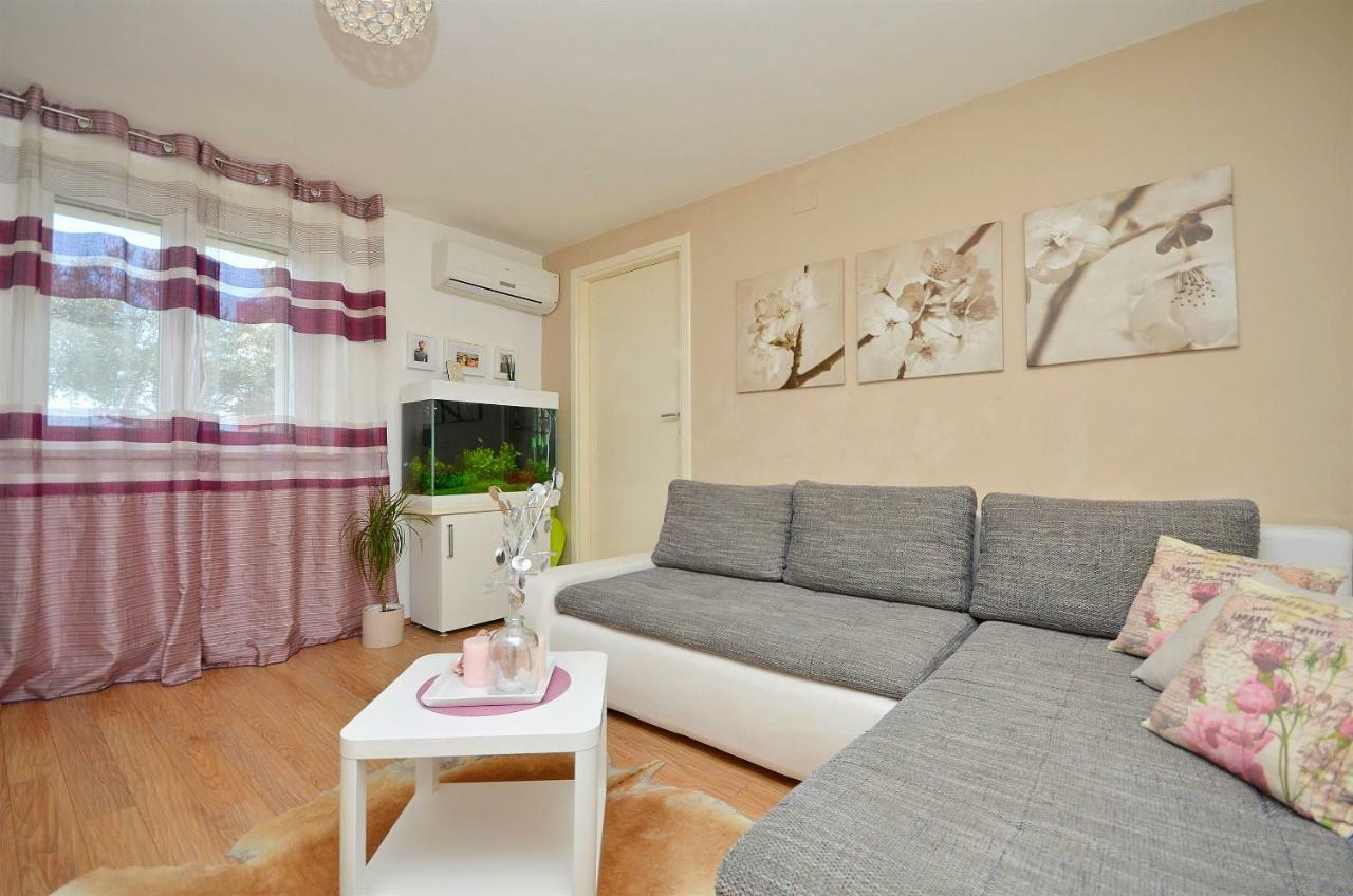 Matija Apartment Sibenik Ngoại thất bức ảnh